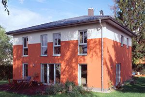 Dachstuhl als Komplettleistung inklusiv Dachdeckung und Klempnerarbeiten Stadtvilla, Deckung mit Frankfurter Pfanne in Granit und Dach mit Vordachschleppe